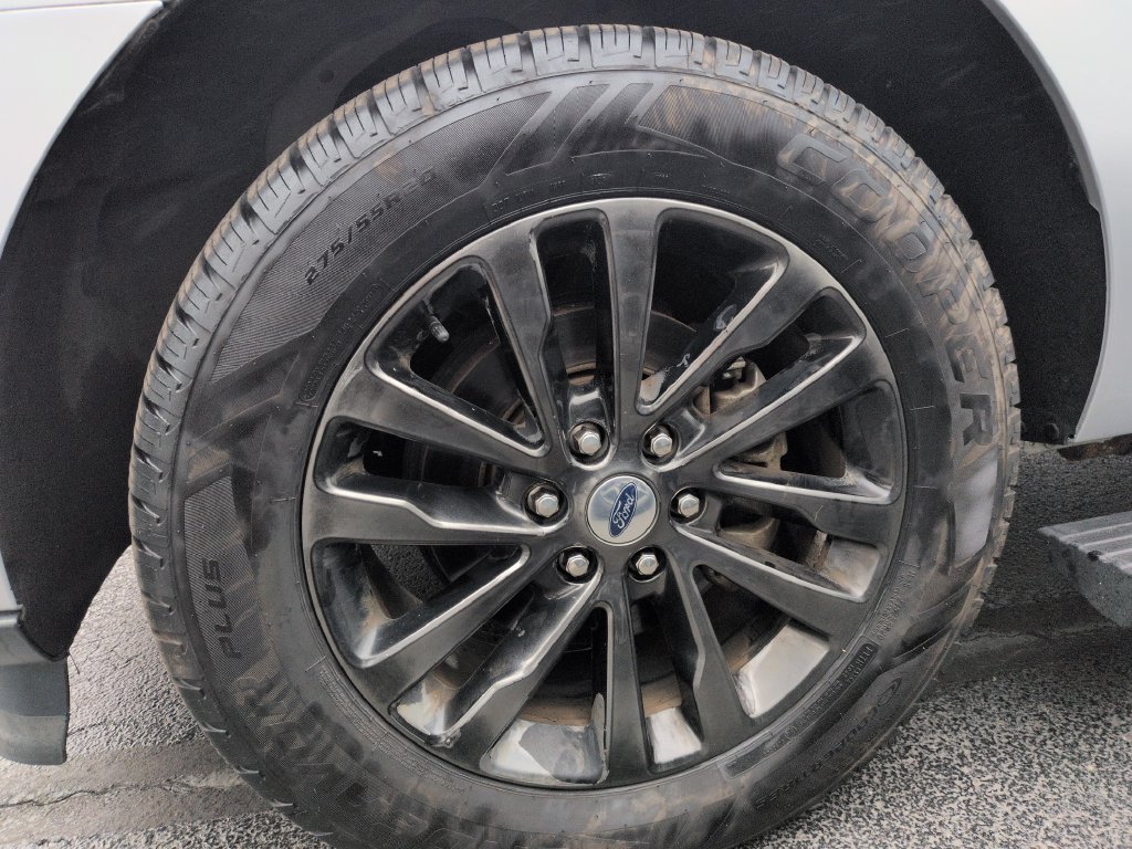 Used 2019 Ford Expedition Max Limited AWD/4WD image 27