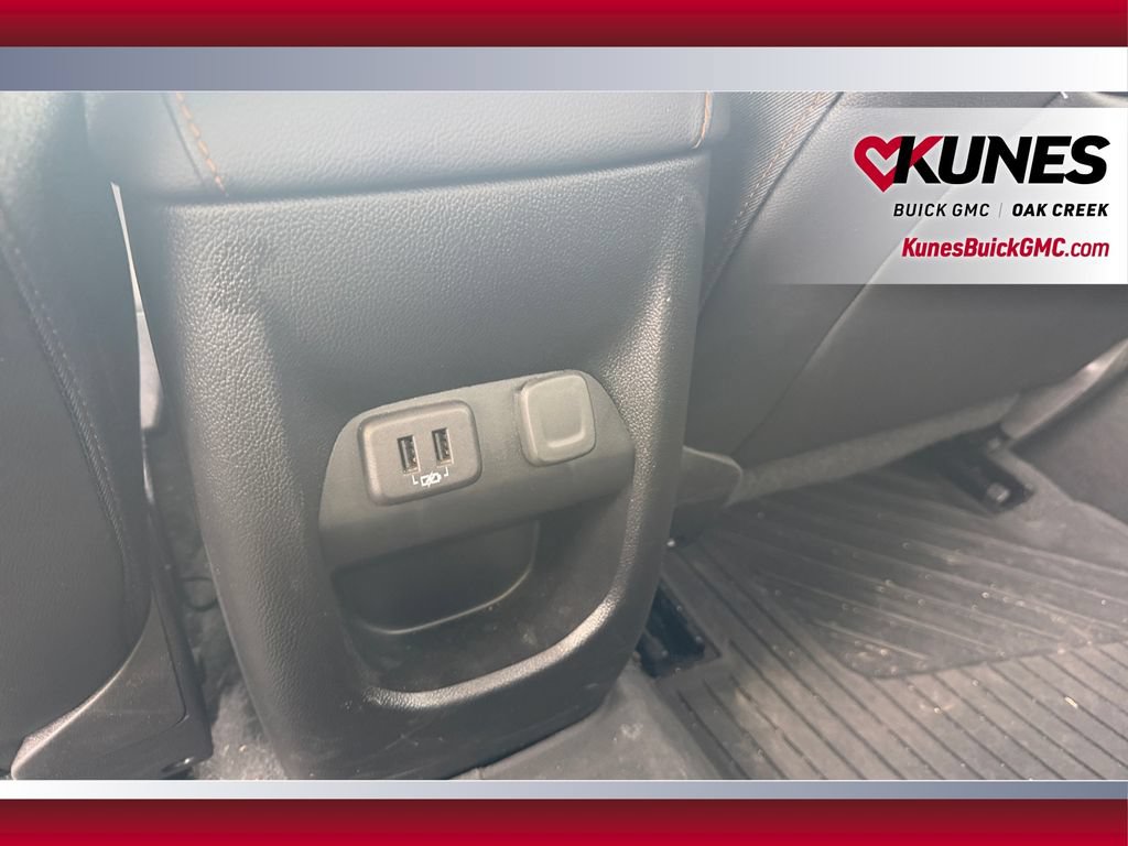 Used 2022 GMC Canyon AT4 AWD/4WD image 35