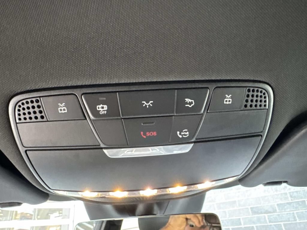 Used 2022 Mercedes-Benz GLC 300 4MATIC image 22