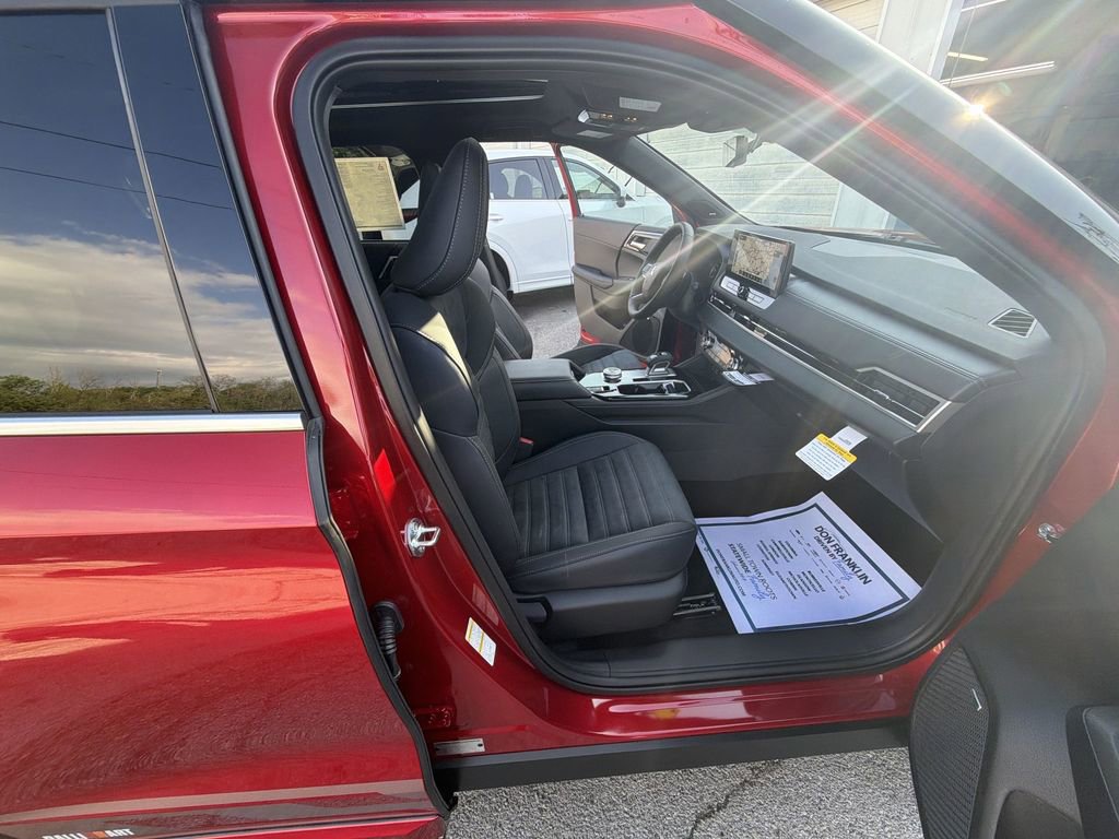 New 2026 Mitsubishi Outlander Ralliart AWD/4WD image 25