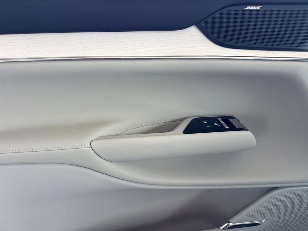 New 2026 Volvo EX90 Plus AWD/4WD image 10