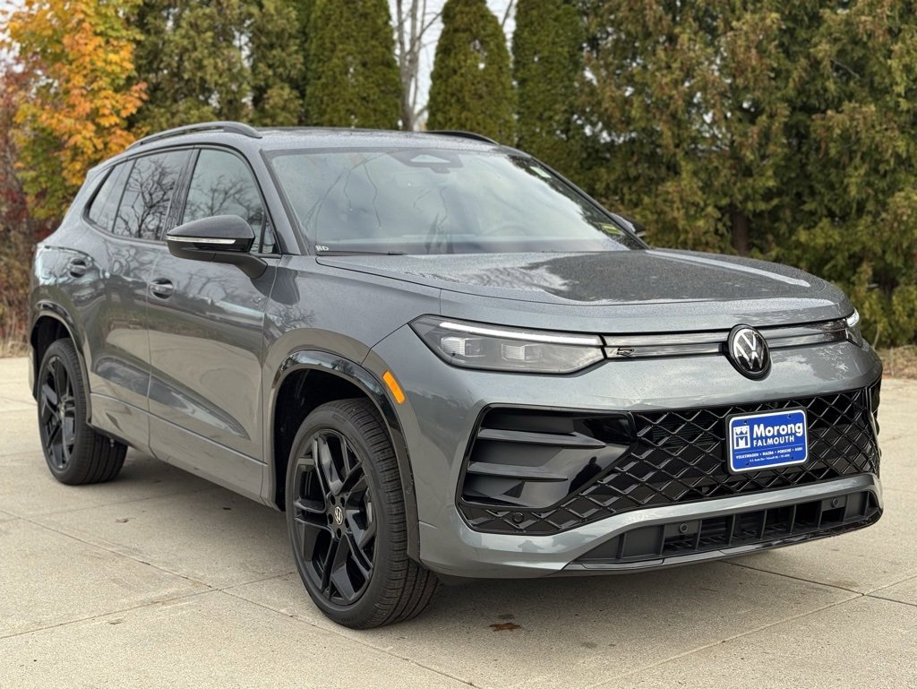 New 2026 Volkswagen Tiguan SE R-Line