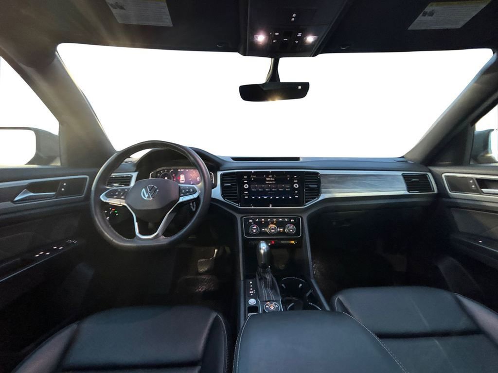 Used 2022 Volkswagen Atlas Cross Sport SE image 18