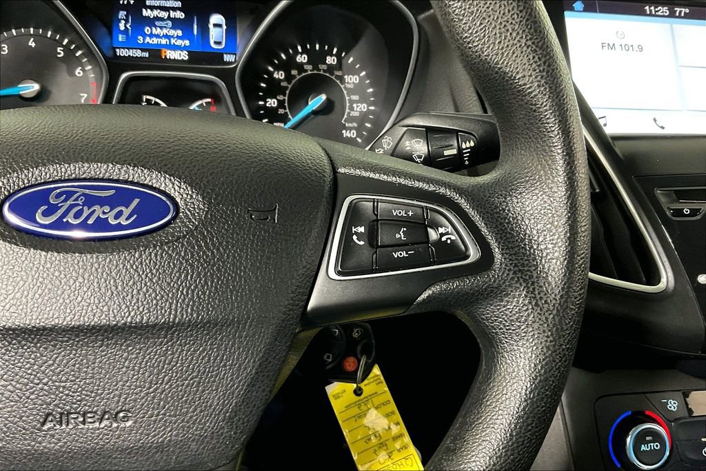 Used 2017 Ford Focus SEL image 17