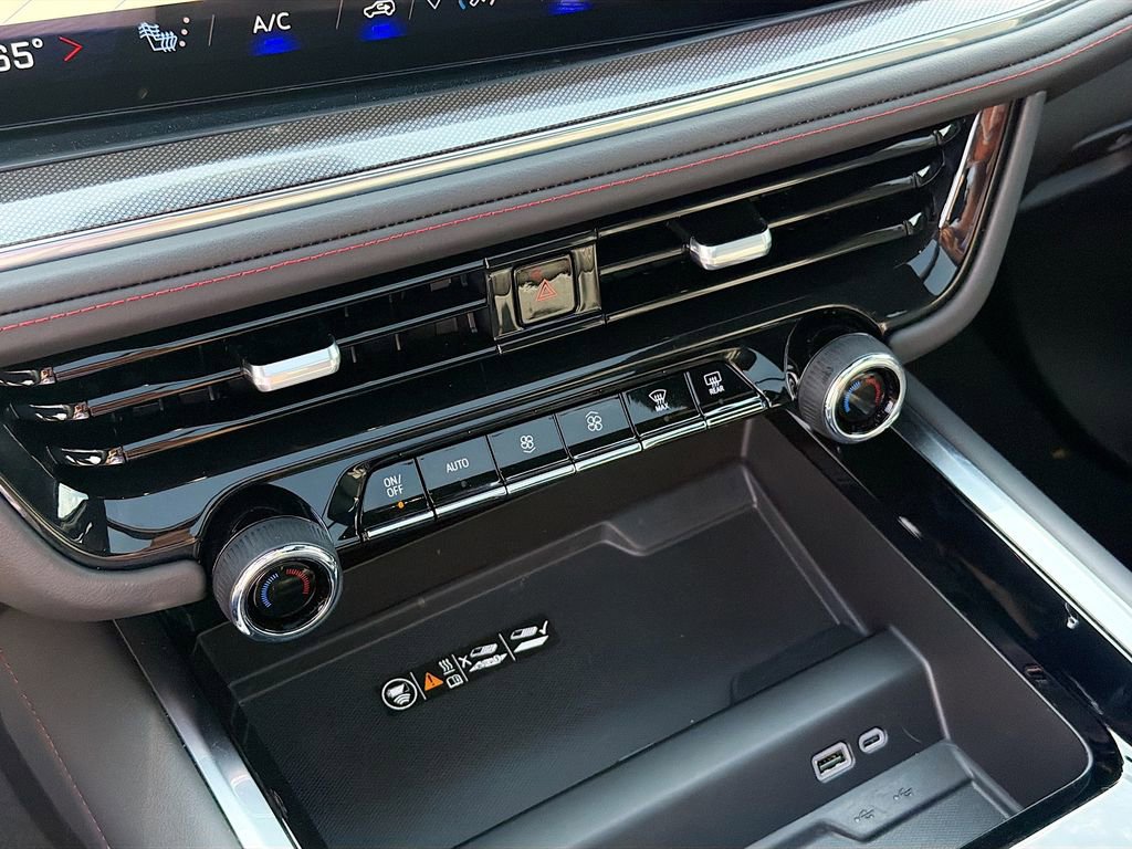 Used 2025 Chevrolet Tahoe RST w/ Comfort Package image 16