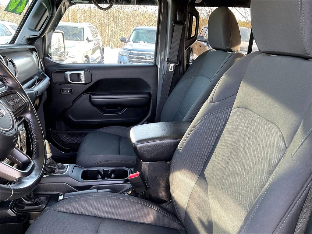 Used 2020 Jeep Gladiator Sport w/ Quick Order Package 24S image 9