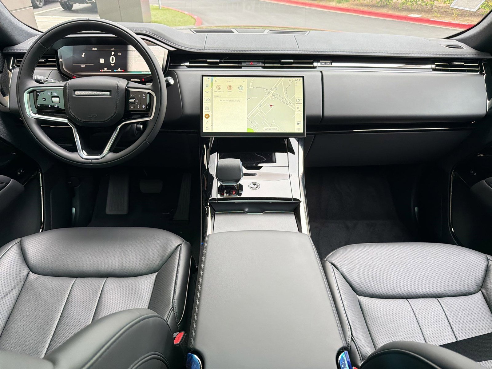 New 2026 Land Rover Range Rover Sport SE image 16