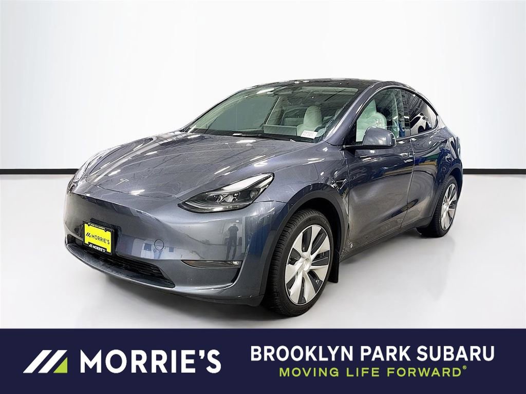 Used 2023 Tesla Model Y Long Range image 1