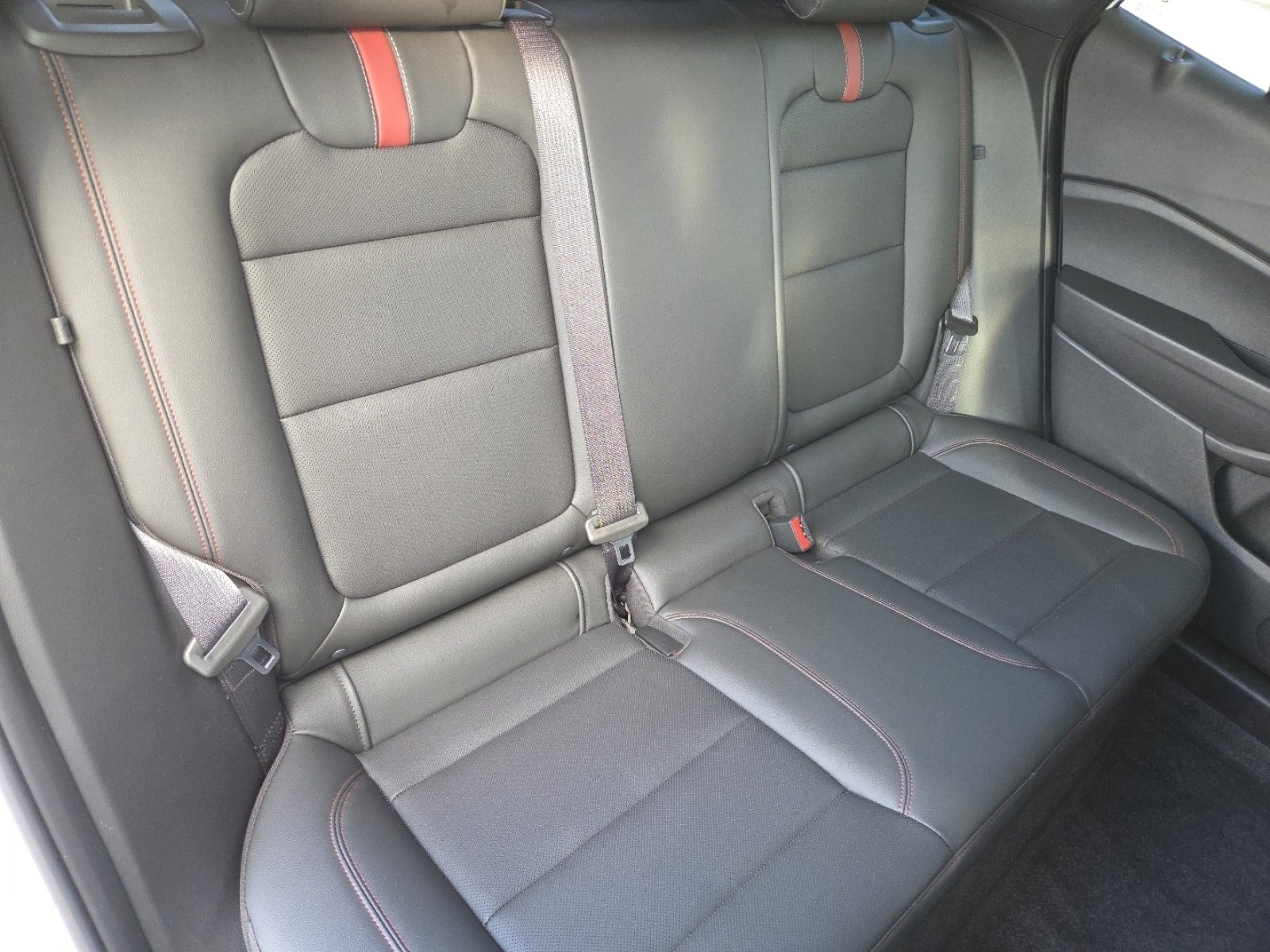 Used 2025 Chevrolet Trax RS w/ Sunroof Package image 26