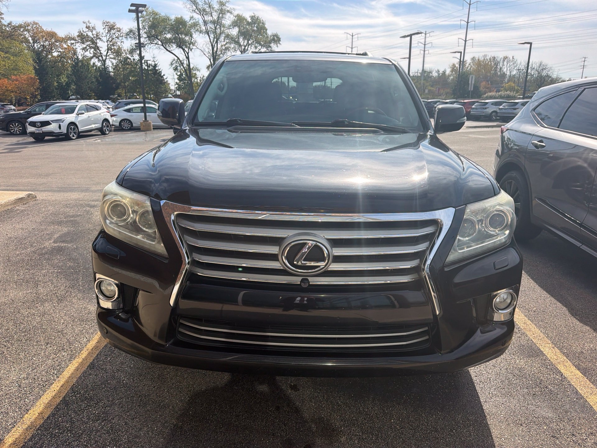 Used 2013 Lexus LX 570 4WD w/ Luxury Pkg image 9