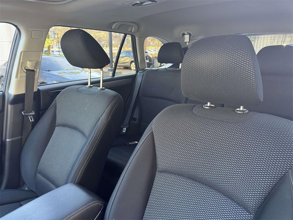 Used 2016 Subaru Outback 2.5i Premium image 18