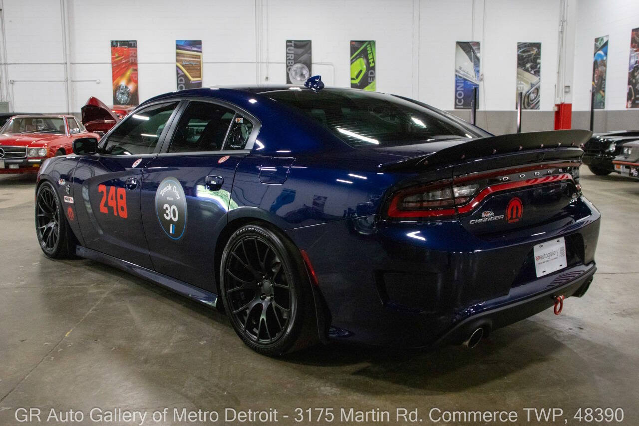 Used 2015 Dodge Charger SRT Hellcat w/ Harman/Kardon Audio Group RWD image 4