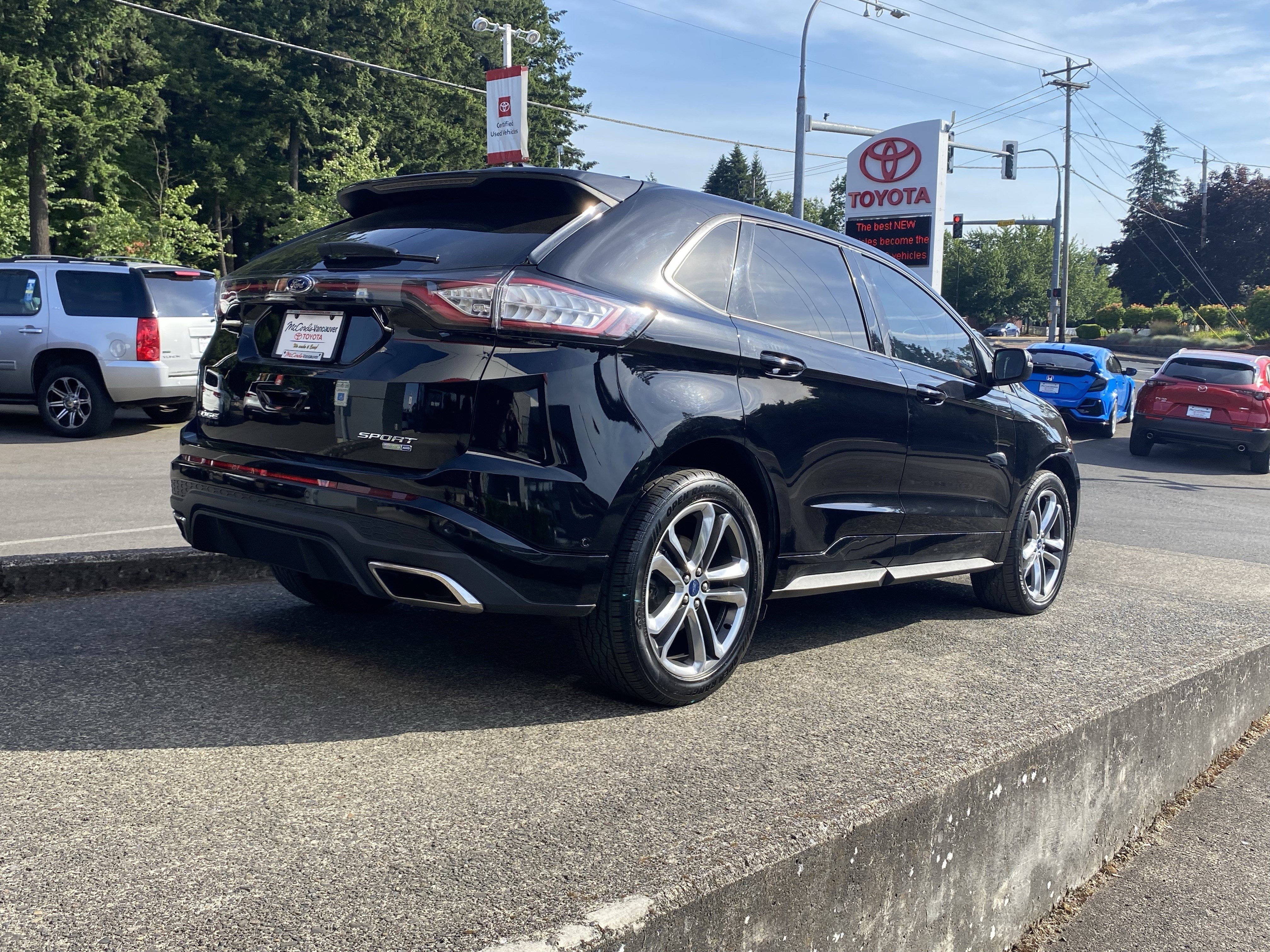 Used 2018 Ford Edge Sport w/ Equipment Group 401A AWD/4WD image 6