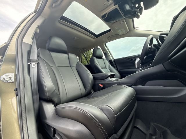 Used 2025 Subaru Outback Touring XT AWD/4WD image 25