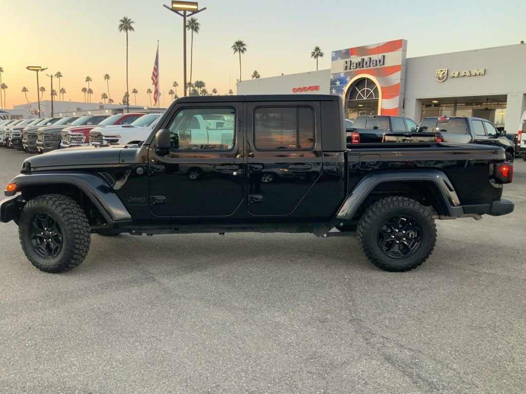 Used 2022 Jeep Gladiator Willys image 9