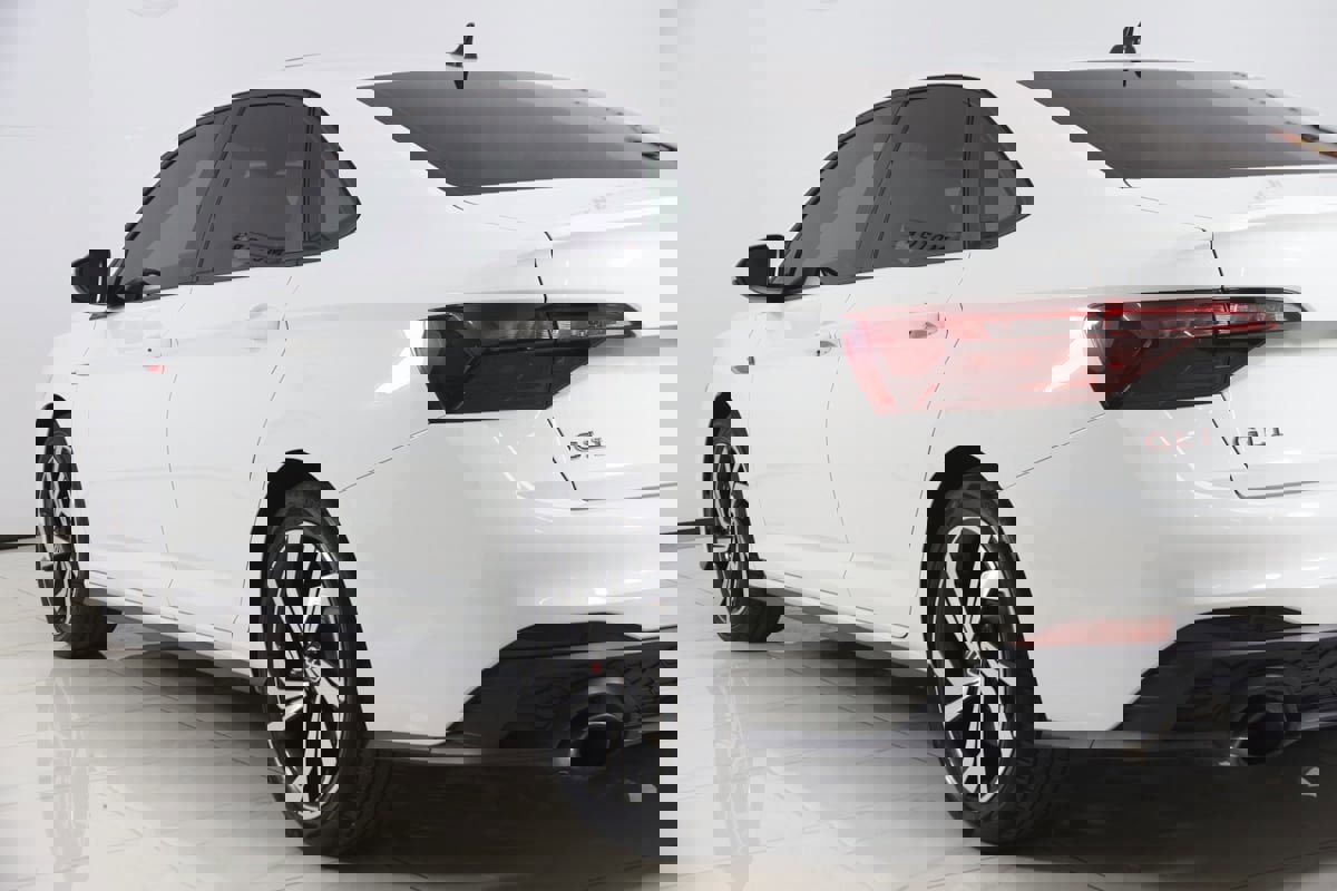 Used 2024 Volkswagen Jetta GLI Autobahn image 25