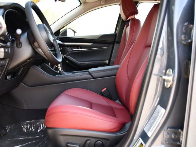 New 2026 MAZDA MAZDA3 Carbon image 12