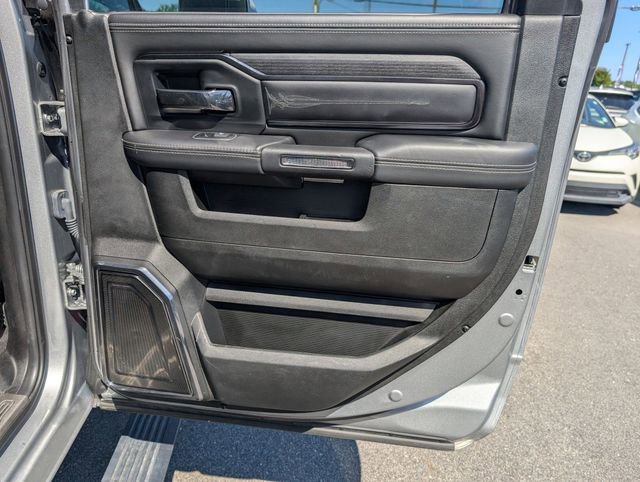 Used 2022 RAM 2500 Limited AWD/4WD image 31