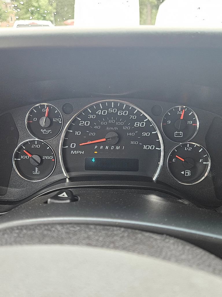Used 2021 Chevrolet Express 2500 RWD image 15