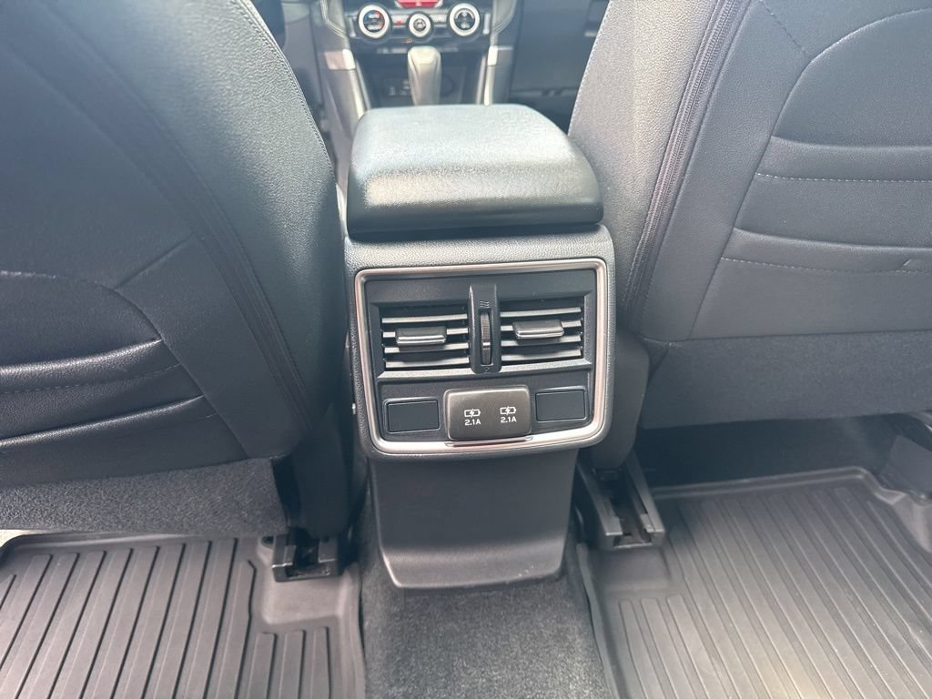 Used 2021 Subaru Forester Premium AWD/4WD image 32
