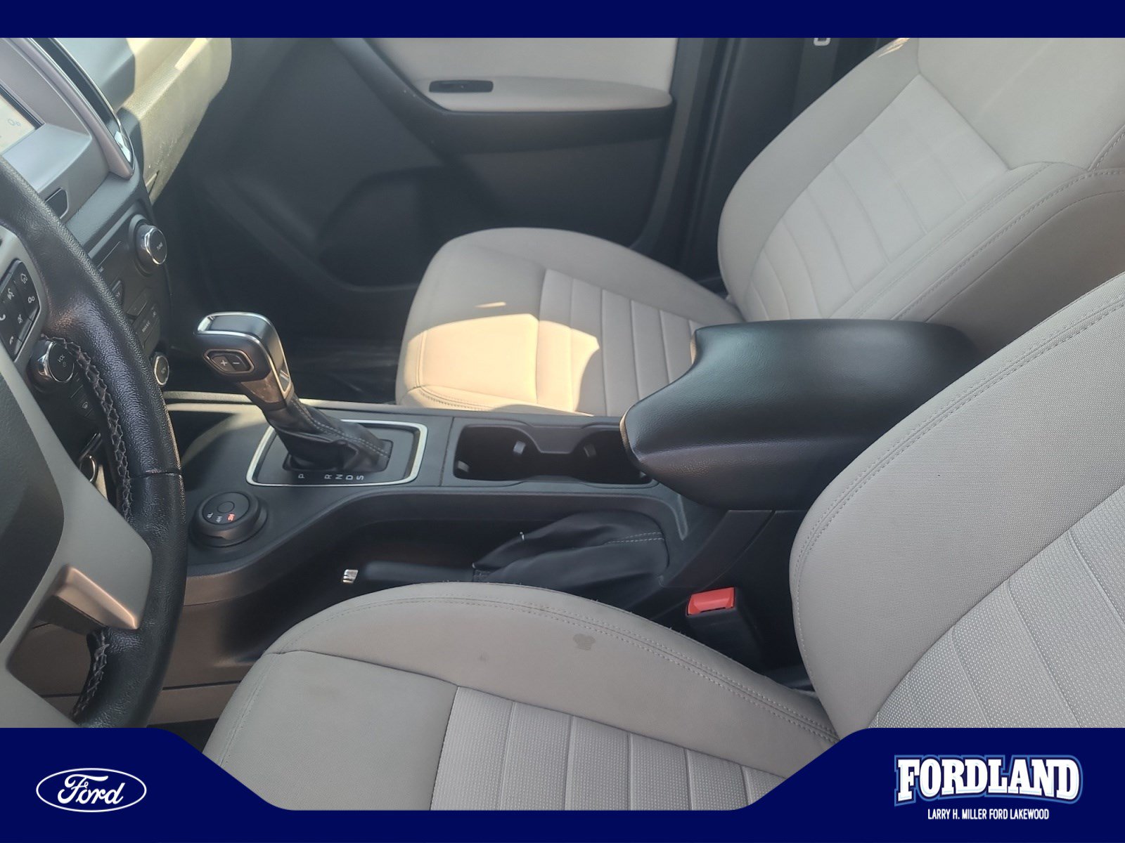 Used 2019 Ford Ranger XLT w/ Equipment Group 302A Luxury AWD/4WD image 15