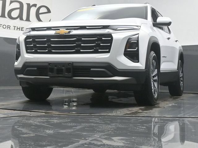 Used 2025 Chevrolet Equinox LT w/ Convenience Package II image 56