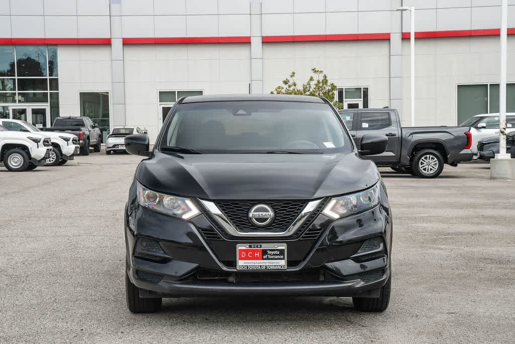 Used 2020 Nissan Rogue Sport S FWD image 2