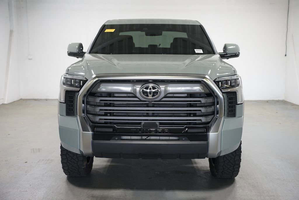 Used 2025 Toyota Tundra Limited AWD/4WD image 2
