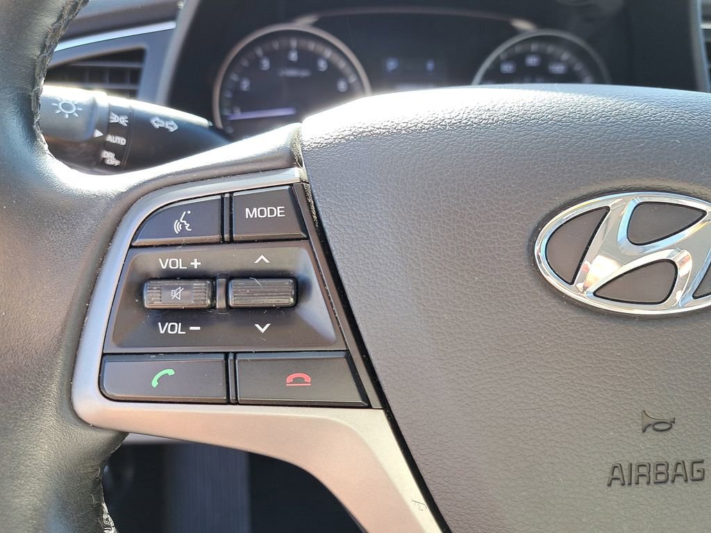 Used 2017 Hyundai Elantra SE w/ SE A/T Tech Package 03 image 17
