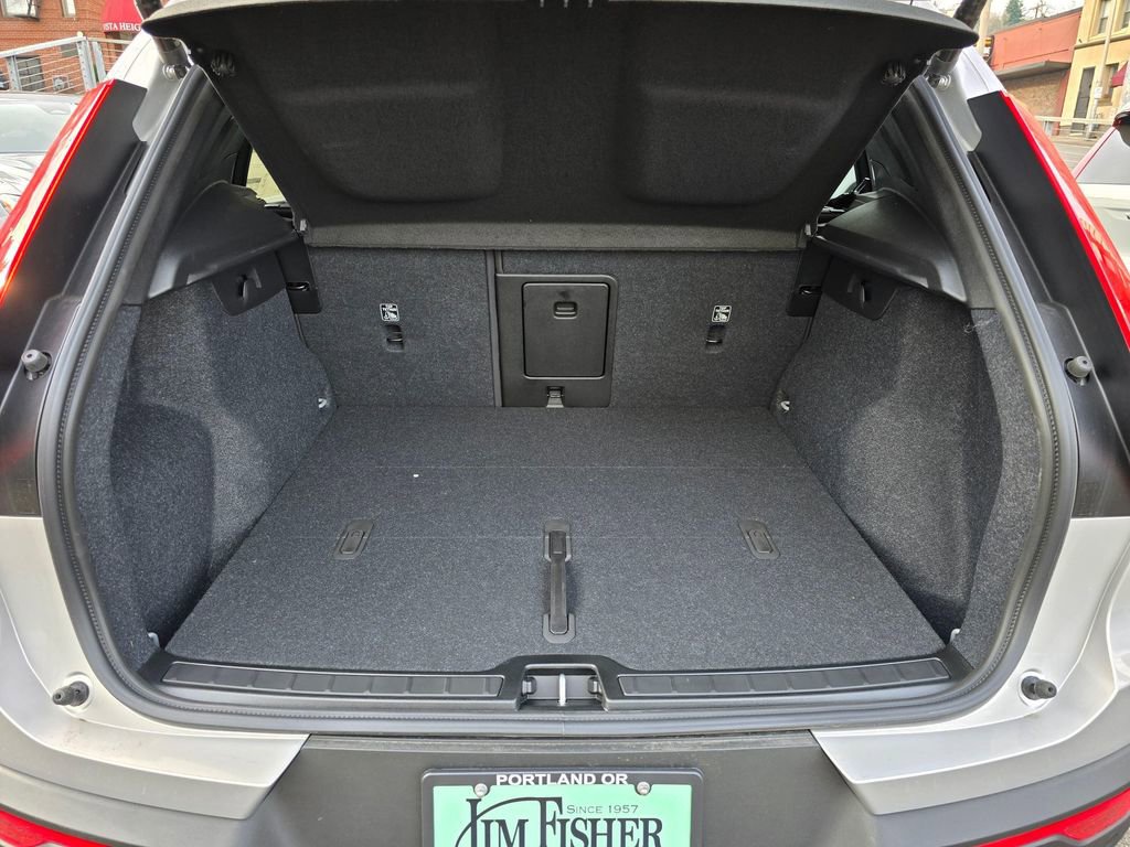 New 2025 Volvo EX40 Core w/ Climate Package image 14