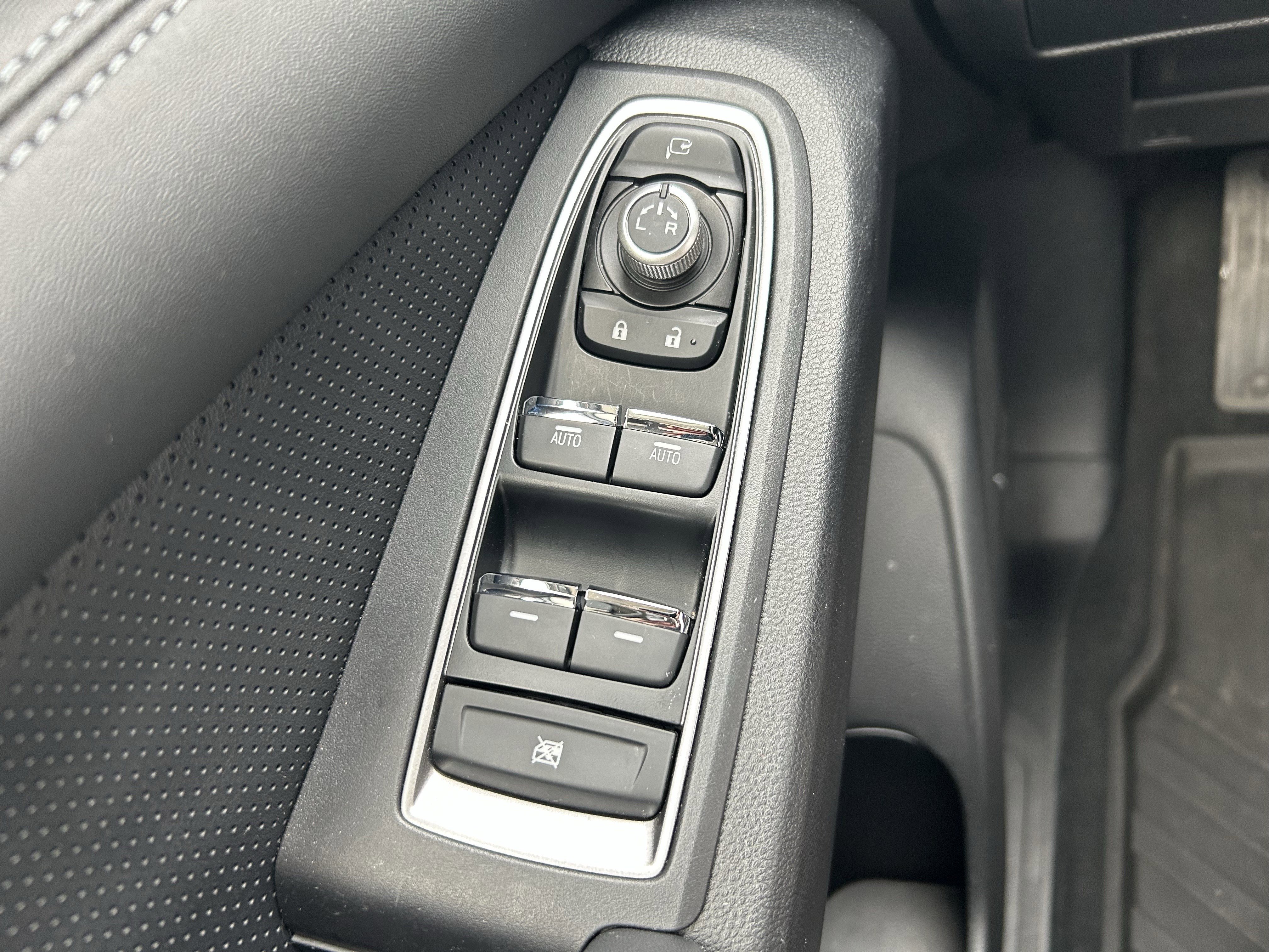 Certified 2025 Subaru Ascent Touring image 20