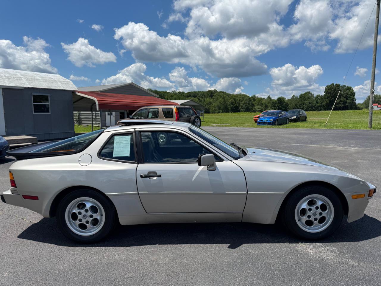 Used 1988 Porsche 944 Coupe RWD image 7