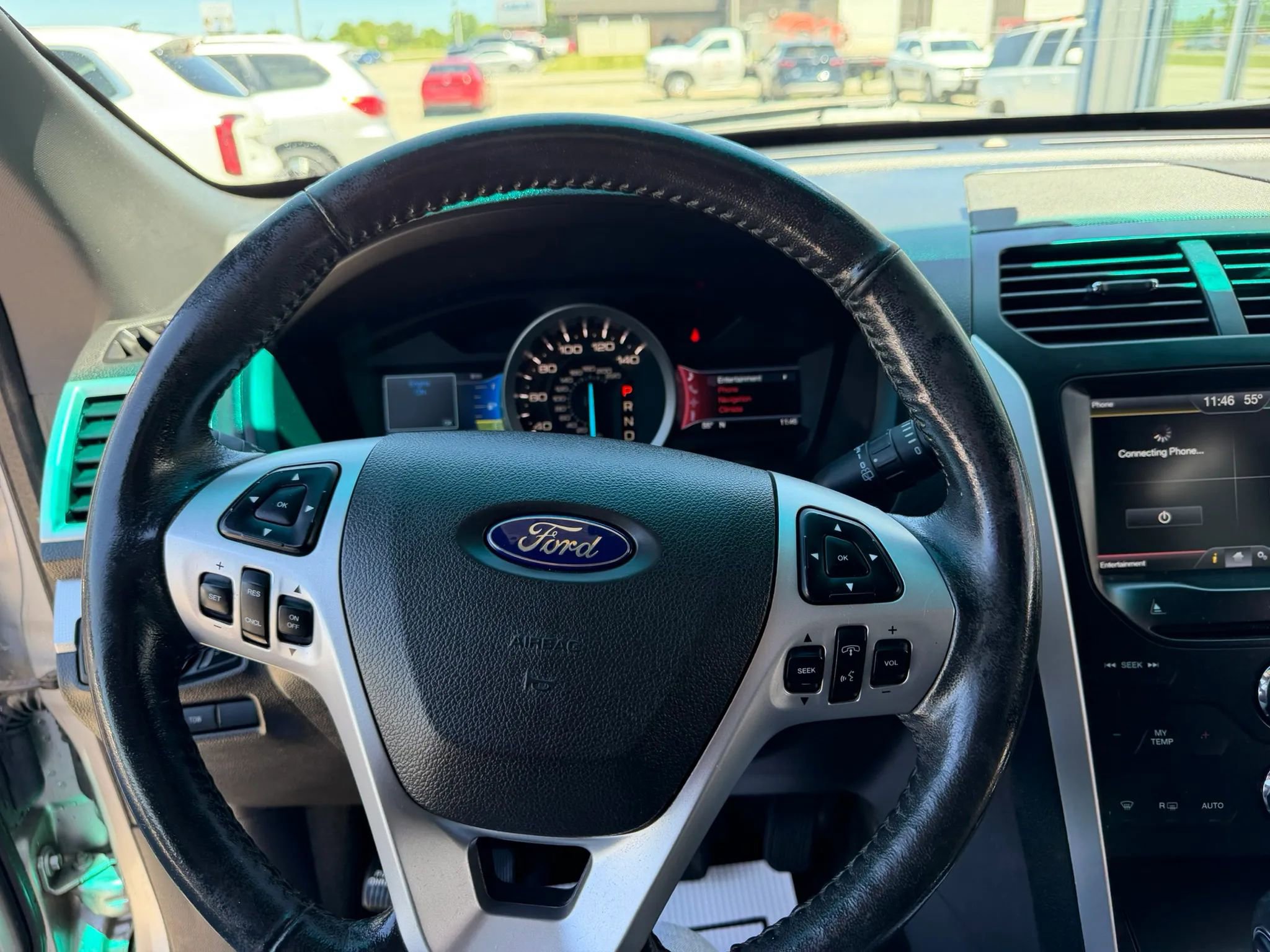 Used 2013 Ford Explorer XLT AWD/4WD image 9