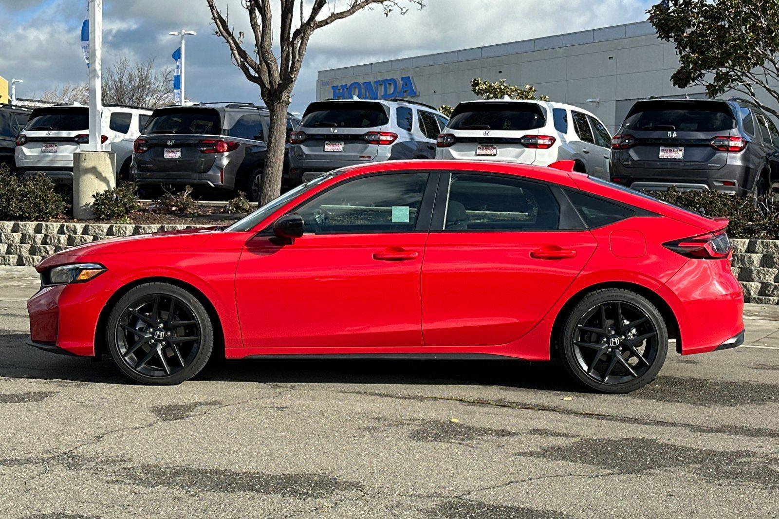 Used 2025 Honda Civic Sport image 7