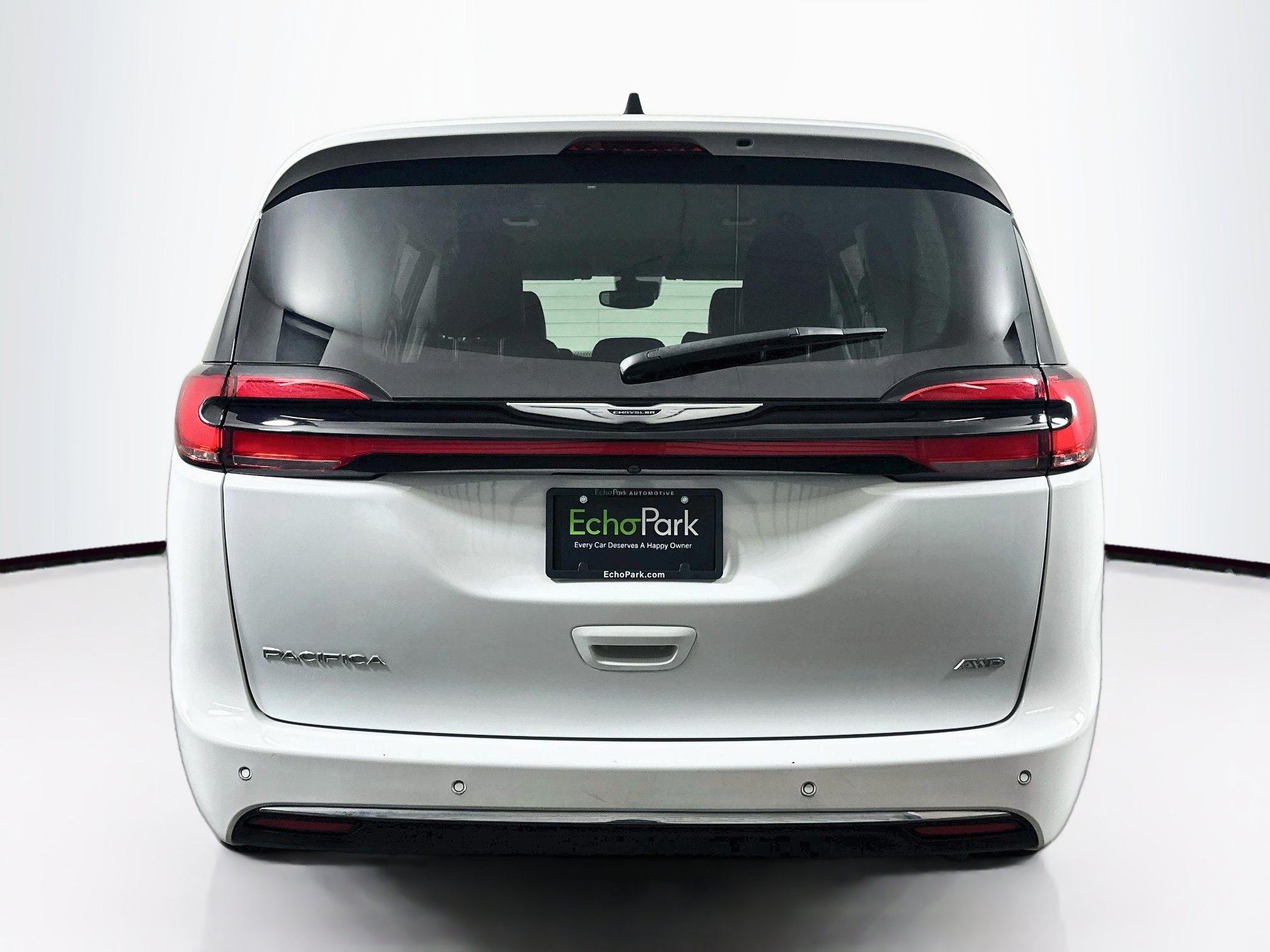 Used 2023 Chrysler Pacifica Touring-L AWD/4WD image 7