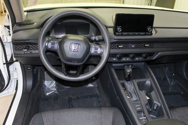 Used 2024 Honda Accord EX image 10