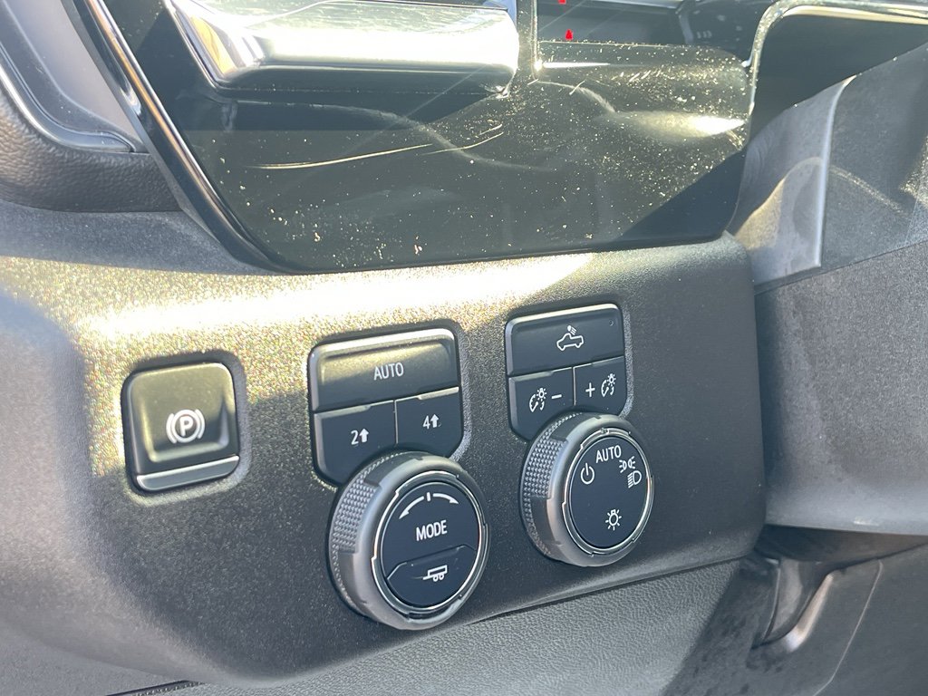 Certified 2025 Chevrolet Silverado 1500 LT image 16