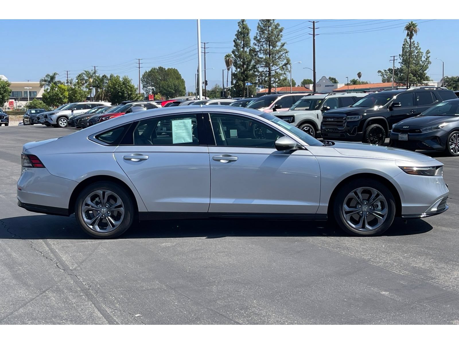 Used 2025 Honda Accord EX-L image 7