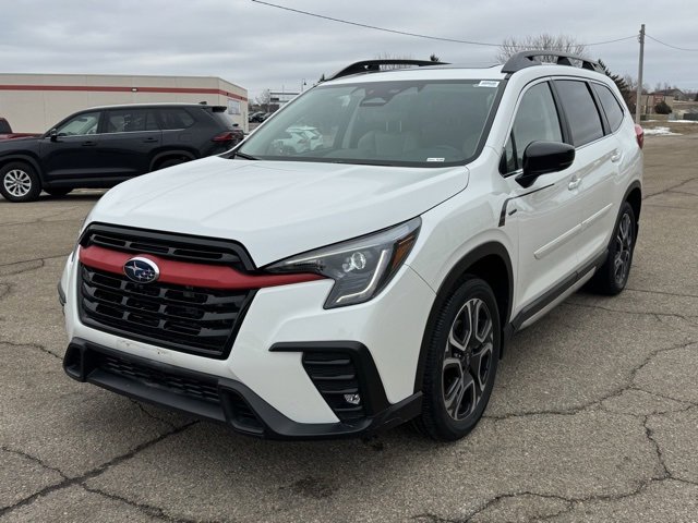 Used 2024 Subaru Ascent Limited w/ Technology Package image 11