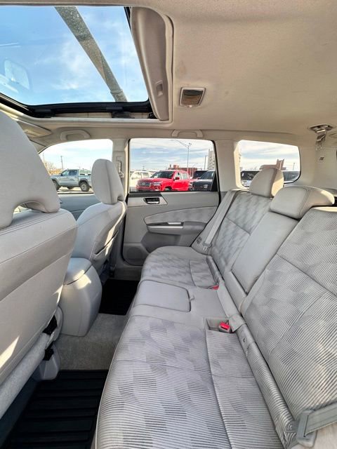 Used 2010 Subaru Forester 2.5X Premium image 25