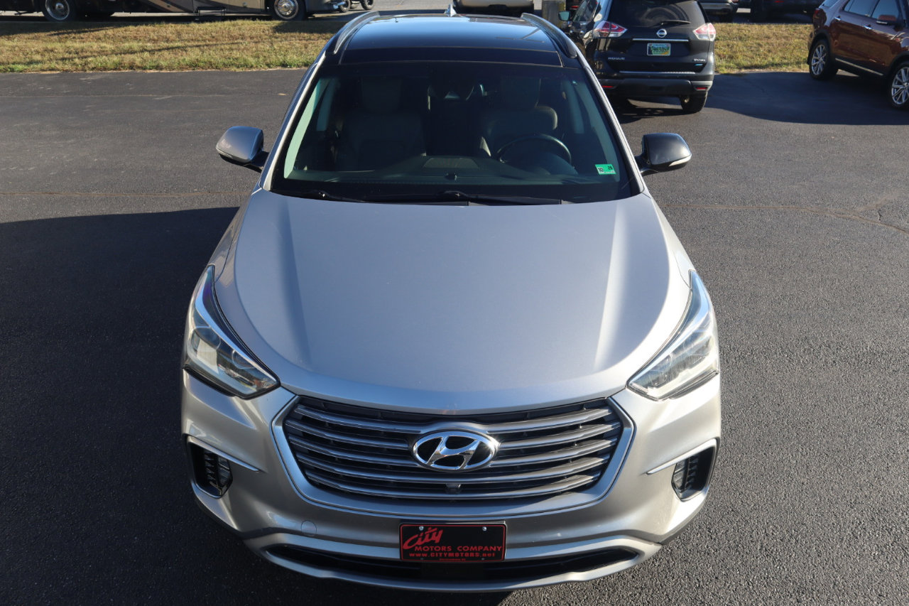 Used 2017 Hyundai Santa Fe AWD w/ SE Ultimate Tech Package 03 image 4