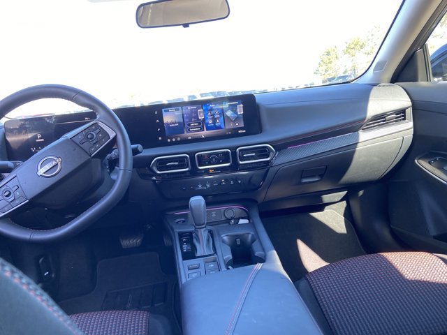 Used 2026 Nissan Sentra SR w/ Floor Mat Package FWD image 15