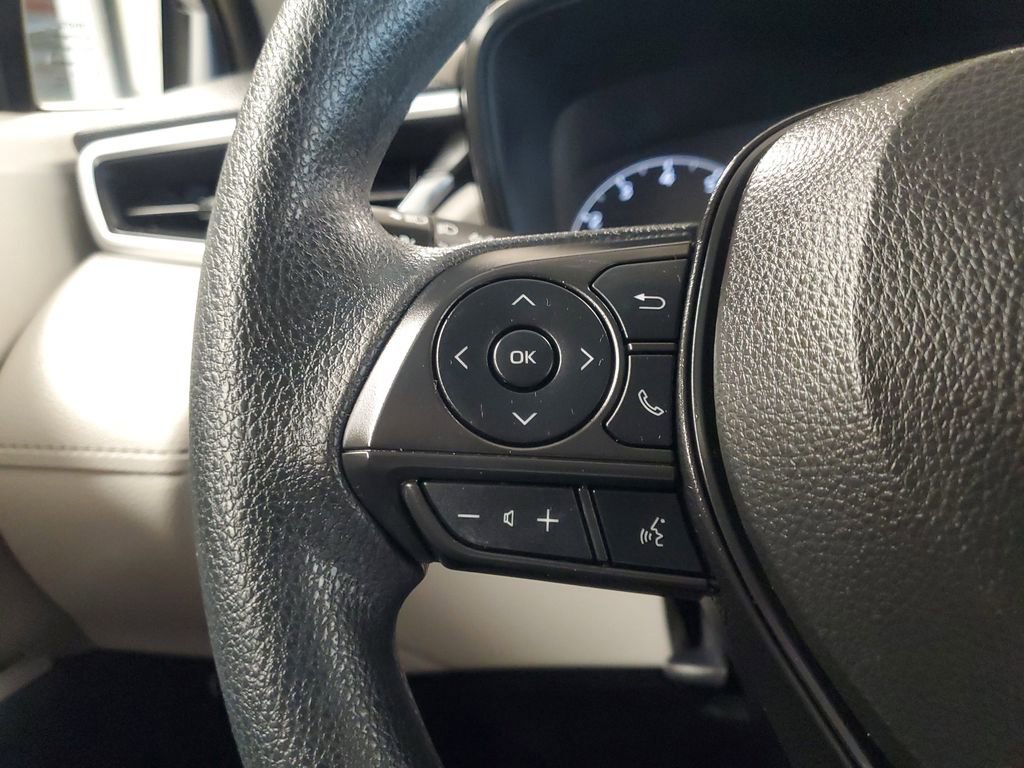 Used 2023 Toyota Corolla Cross L image 20