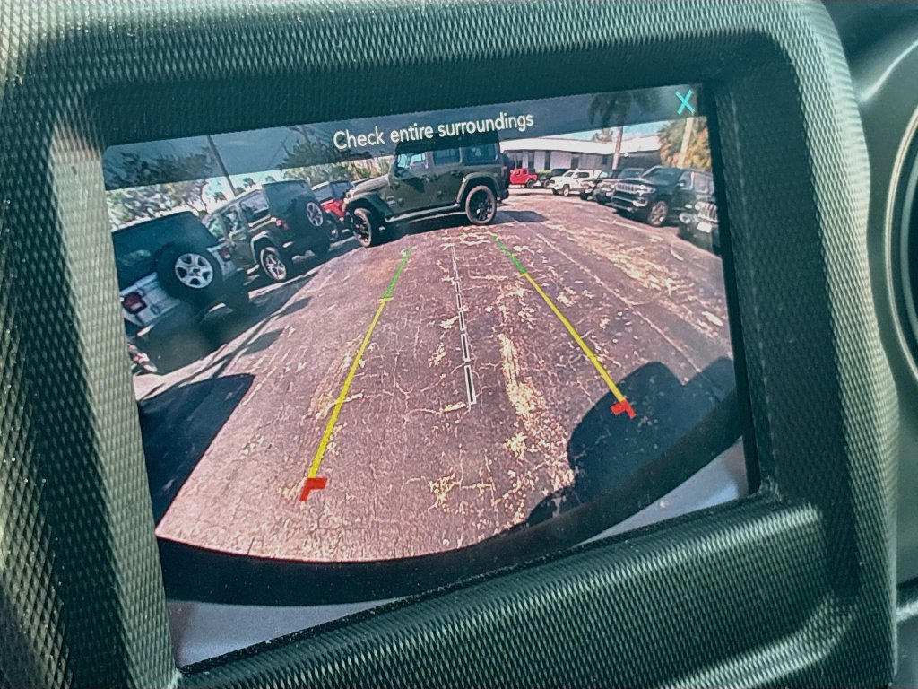 Certified 2022 Jeep Wrangler Unlimited Sport AWD/4WD image 14