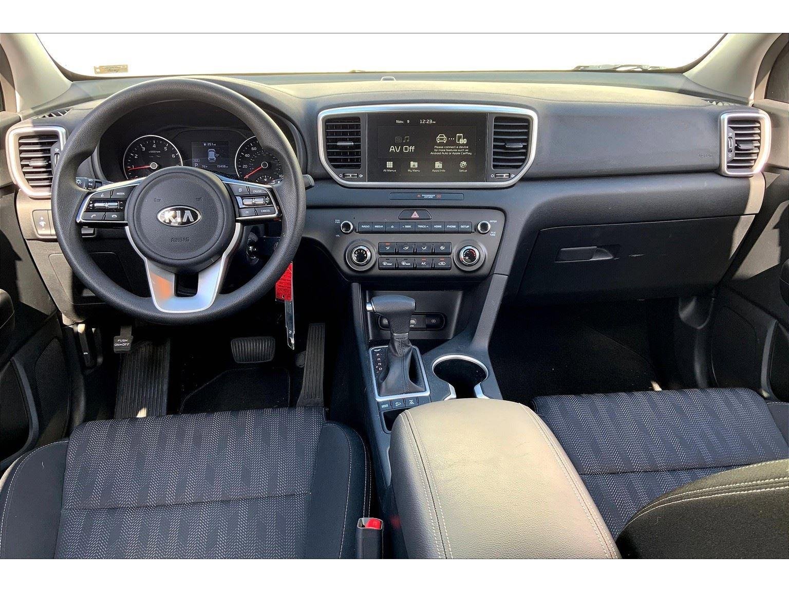 Used 2022 Kia Sportage LX image 15
