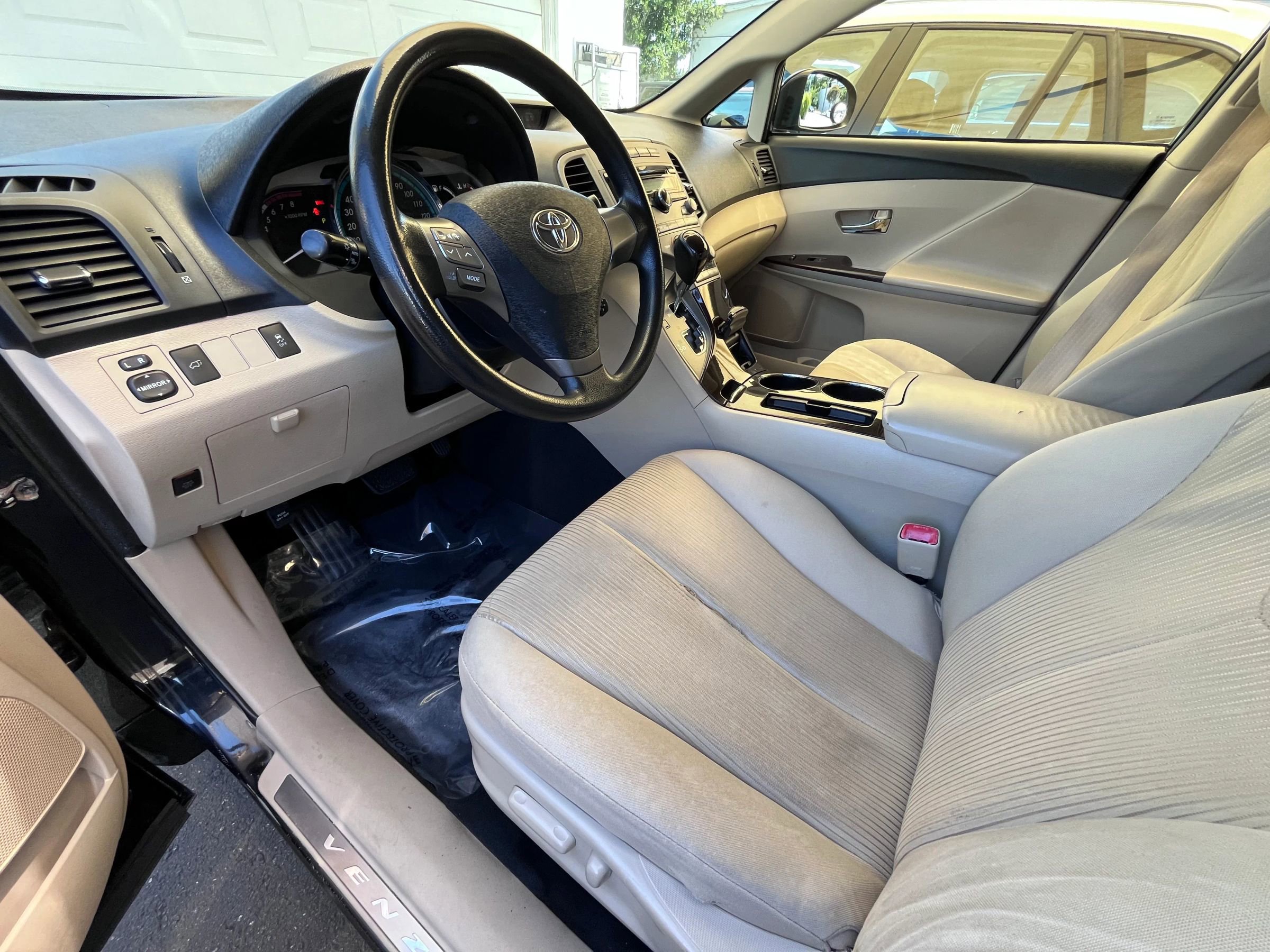 Used 2009 Toyota Venza FWD image 10