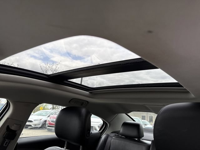 Used 2012 Buick LaCrosse Leather FWD image 40