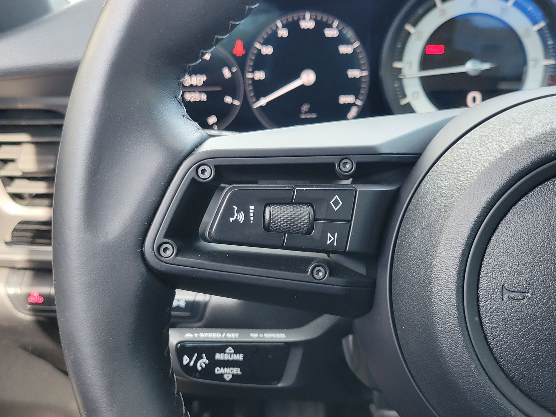 Certified 2024 Porsche 911 Carrera T image 13