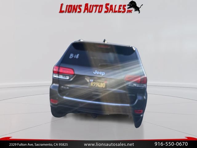 Used 2017 Jeep Grand Cherokee Limited AWD/4WD image 6