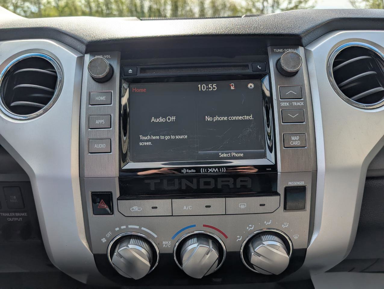 Used 2017 Toyota Tundra SR5 w/ SR5 Upgrade Package image 15